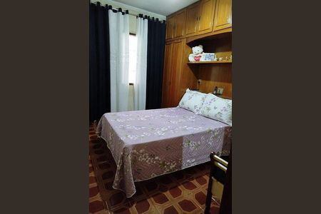 Casa à venda com 108m², 3 quartos e 2 vagas