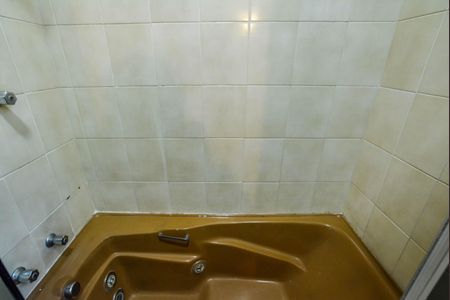 Casa à venda com 135m², 3 quartos e 2 vagas Casa à venda com 135m², 3 quartos e 2 vagasBanheiro Social