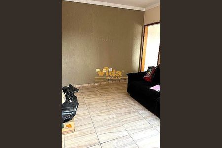 Casa à venda com 3 quartos, 240m² em Padroeira, Osasco