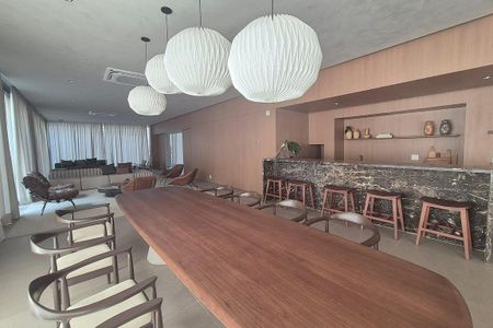 Apartamento à venda com 3 quartos, 195m² em Vila Nova Conceição, São Paulo