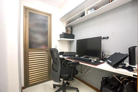 Apartamento à venda com 80m², 2 quartos e 1 vaga