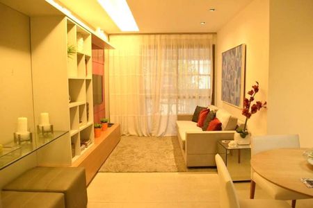 Apartamento à venda com 80m², 2 quartos e 1 vaga