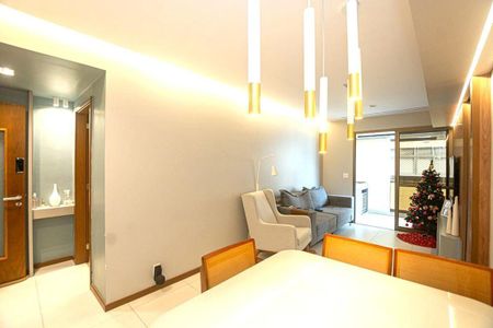 Apartamento à venda com 80m², 2 quartos e 1 vaga