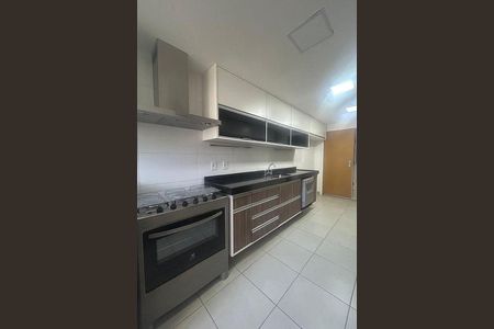 Apartamento à venda com 128m², 4 quartos e 2 vagas