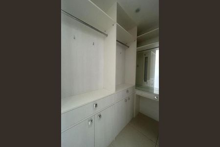 Apartamento à venda com 128m², 4 quartos e 2 vagas