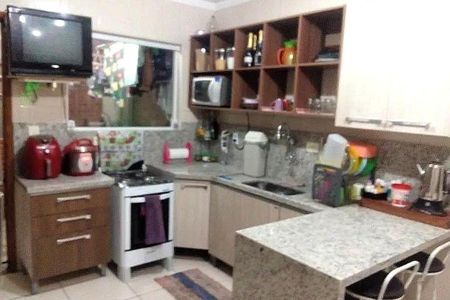 Casa à venda com 3 quartos, 100m² em Cidade Líder, São Paulo