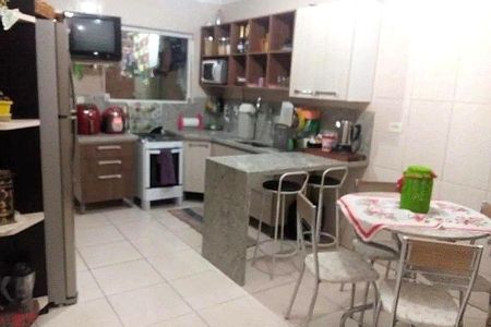 Casa à venda com 3 quartos, 100m² em Cidade Líder, São Paulo