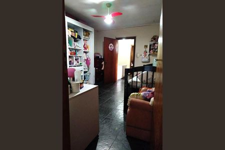 Casa à venda com 3 quartos, 134m² em Parque Novo Mundo, São Paulo