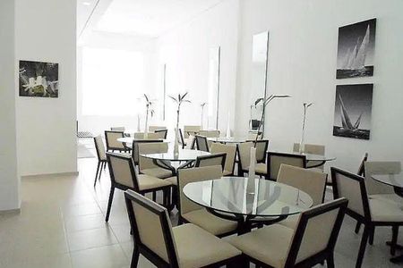 Apartamento à venda com 56m², 2 quartos e 1 vaga