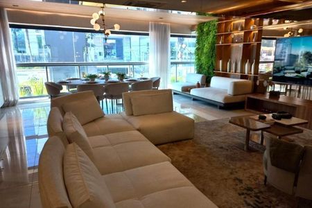 Apartamento à venda com 3 quartos, 142m² em Jardim das Acacias, São Paulo