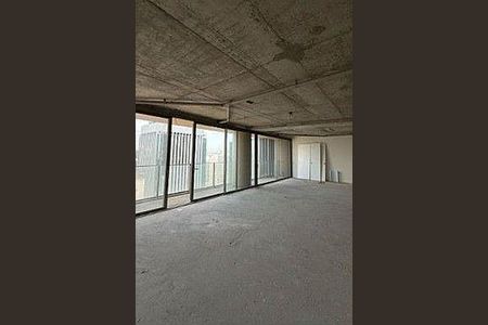 Apartamento à venda com 3 quartos, 232m² em Jardim Paulistano, São Paulo