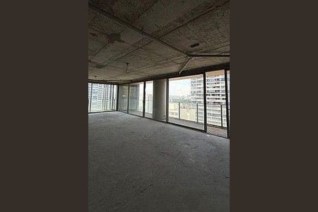 Apartamento à venda com 232m², 3 quartos e 3 vagas