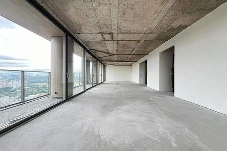 Apartamento à venda com 232m², 3 quartos e 3 vagas