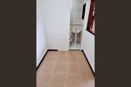 Casa à venda com 4 quartos, 105m² em Baldeador, Niterói