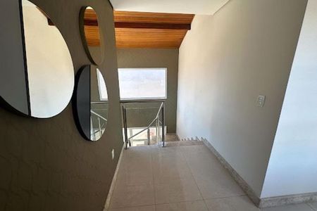 Casa à venda com 3 quartos, 320m² em Jardim Santa Gertrudes, Jundiaí