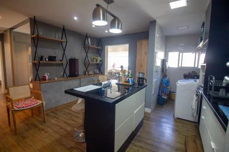 Apartamento à venda com 72m², 2 quartos e 1 vaga