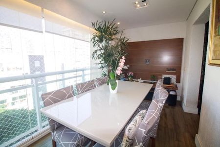 Apartamento à venda com 2 quartos, 72m² em Jardim das Acacias, São Paulo