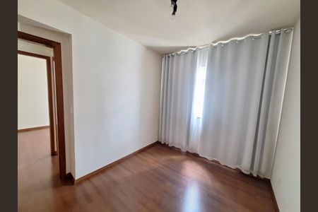 Apartamento à venda com 2 quartos, 68m² em Sagrada Família, Belo Horizonte