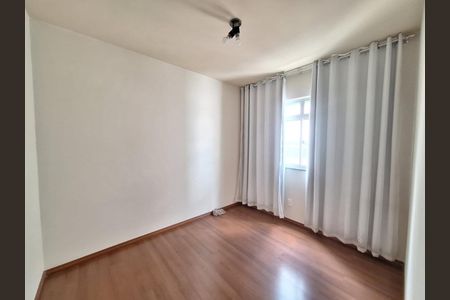 Apartamento à venda com 2 quartos, 68m² em Sagrada Família, Belo Horizonte