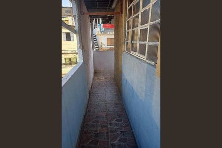 Casa à venda com 5 quartos, 253m² em Santo Antônio, Osasco
