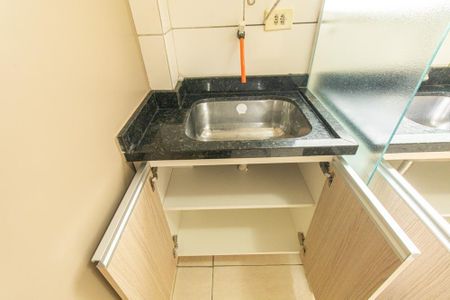 Apartamento para alugar com 45m², 2 quartos e 2 vagas Apartamento para alugar com 45m², 2 quartos e 2 vagasCozinha e Área de Serviço