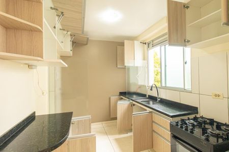 Apartamento para alugar com 45m², 2 quartos e 2 vagas Apartamento para alugar com 45m², 2 quartos e 2 vagasCozinha e Área de Serviço