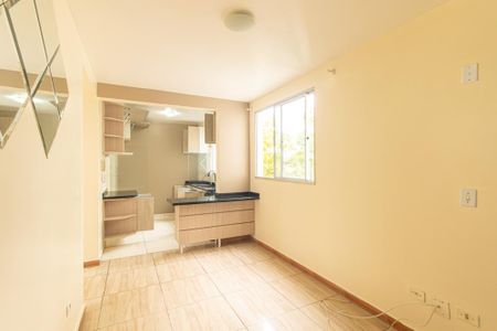 Sala de apartamento para alugar com 2 quartos, 45m² em Pinheirinho, Curitiba