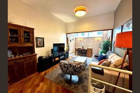 Casa à venda com 2 quartos, 110m² em Real Parque, São Paulo