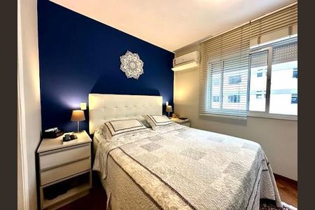 Casa à venda com 2 quartos, 110m² em Real Parque, São Paulo