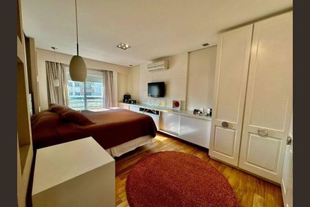 Apartamento à venda com 3 quartos, 206m² em Campo Belo, São Paulo
