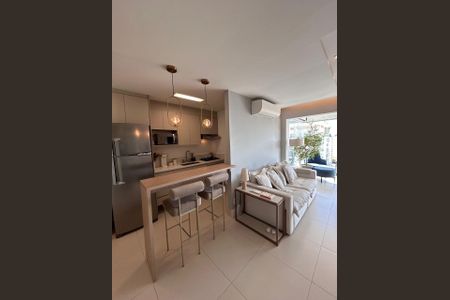 Apartamento à venda com 70m², 2 quartos e 2 vagas