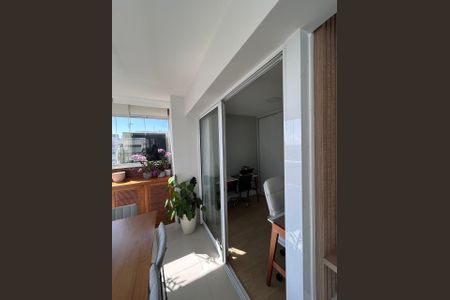 Apartamento à venda com 70m², 2 quartos e 2 vagas