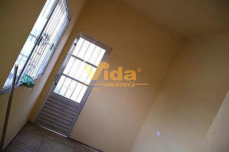 Casa à venda com 3 quartos, 200m² em Km 18, Osasco