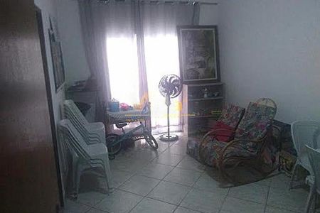 Casa à venda com 4 quartos, 225m² em Km 18, Osasco