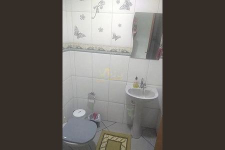Casa à venda com 4 quartos, 225m² em Km 18, Osasco
