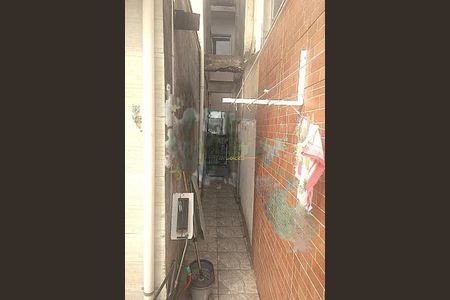 Casa à venda com 4 quartos, 225m² em Km 18, Osasco