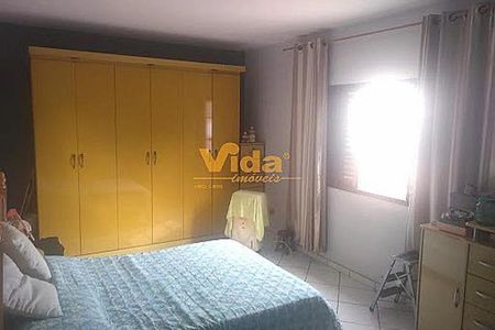 Casa à venda com 4 quartos, 225m² em Km 18, Osasco