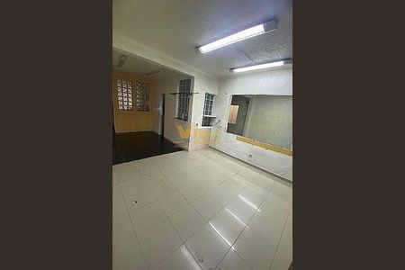 Casa à venda com 4 quartos, 210m² em Km 18, Osasco