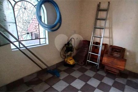 Casa à venda com 3 quartos, 270m² em Parque Cruzeiro do Sul, São Paulo