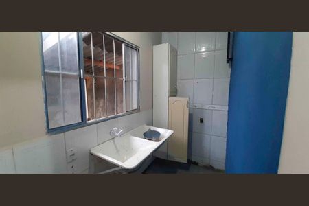 Casa à venda com 128m², 4 quartos e 2 vagas Casa à venda com 128m², 4 quartos e 2 vagasCasa 3 - Área de Serviço