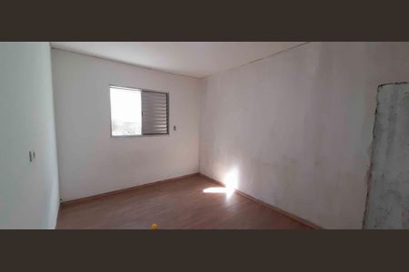 Casa à venda com 128m², 4 quartos e 2 vagas Casa à venda com 128m², 4 quartos e 2 vagasCasa 3 - Quarto 1