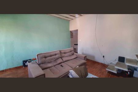 Casa à venda com 128m², 4 quartos e 2 vagas