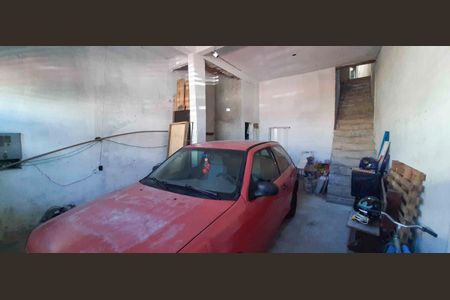 Casa à venda com 128m², 4 quartos e 2 vagas