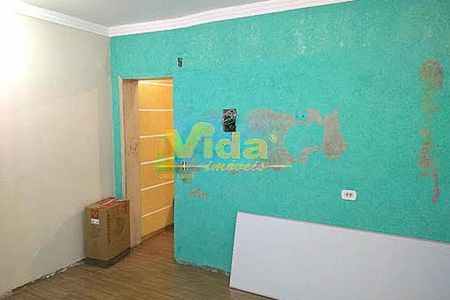 Casa à venda com 4 quartos, 128m² em São Pedro, Osasco