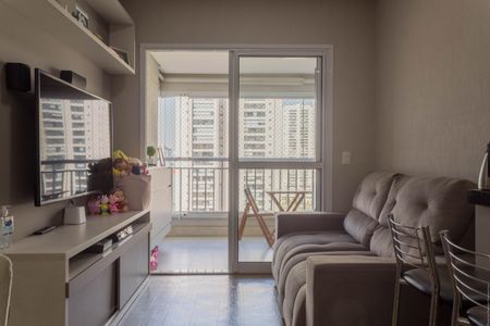 Apartamento à venda com 77m², 2 quartos e 1 vagaSala