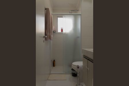 Apartamento à venda com 77m², 2 quartos e 1 vagaBanheiro da Suíte 1