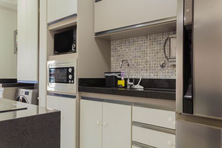 Apartamento à venda com 77m², 2 quartos e 1 vagaCozinha