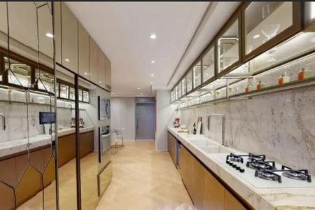 Apartamento à venda com 251m², 4 quartos e 3 vagas