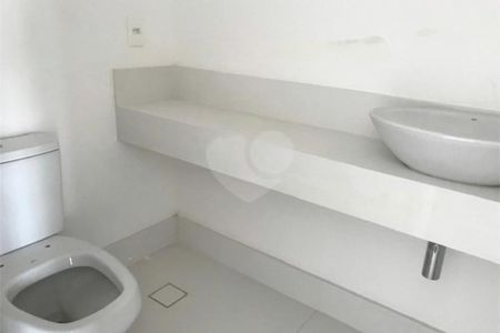 Apartamento à venda com 3 quartos, 208m² em Jardim Paulista, São Paulo