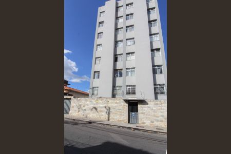 Apartamento à venda com 68m², 2 quartos e 1 vagaFachada